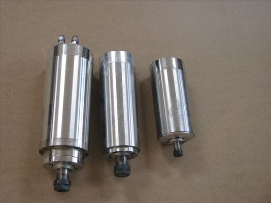 الخشب المغزل المياه المبردة 3.7Kw المغزل CNC راوتر 220V 1 المرحلة